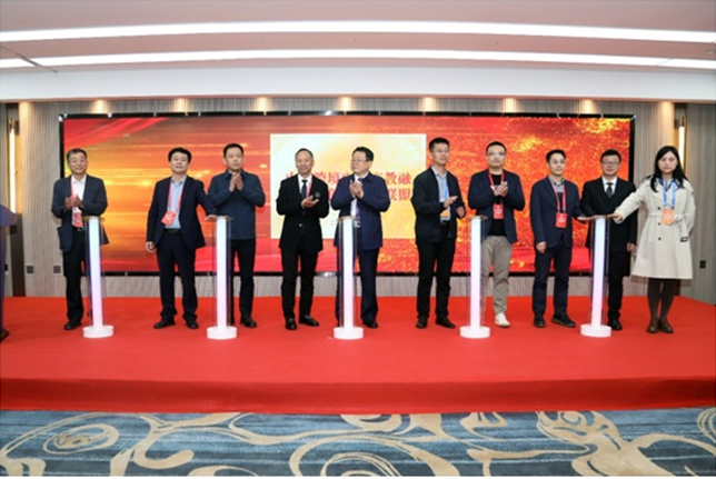 郑州职业技术学院领导参加第七届全球跨境电商大会暨产教融合论坛